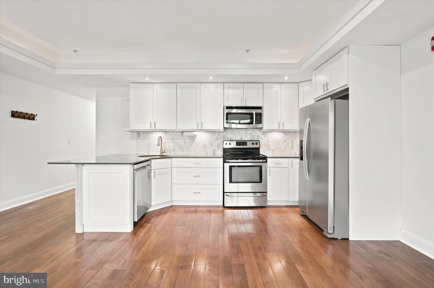 1022 Fairmount Ave #2 Property Photo 10