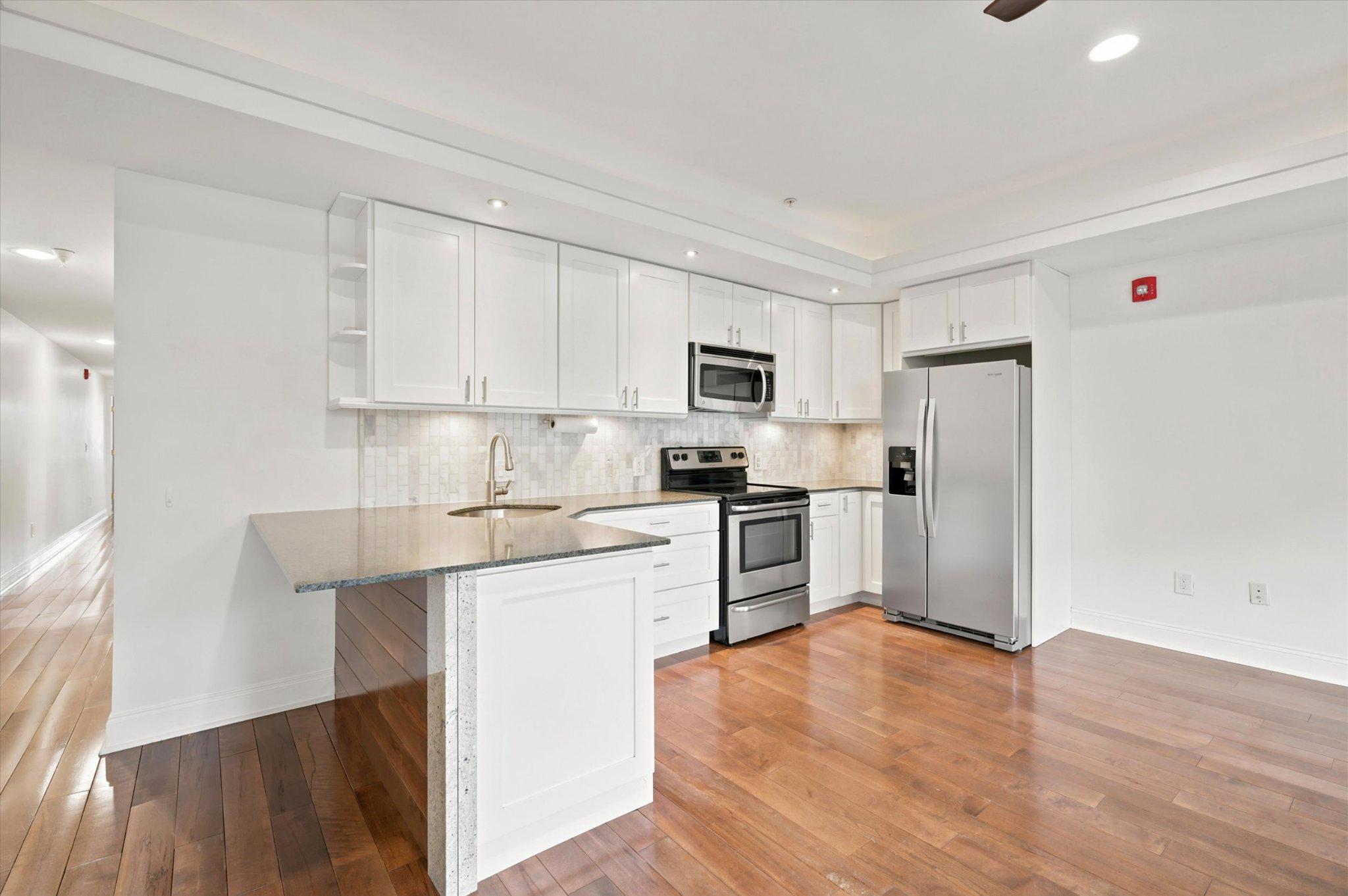 1022 Fairmount Ave #2 Property Photo 11