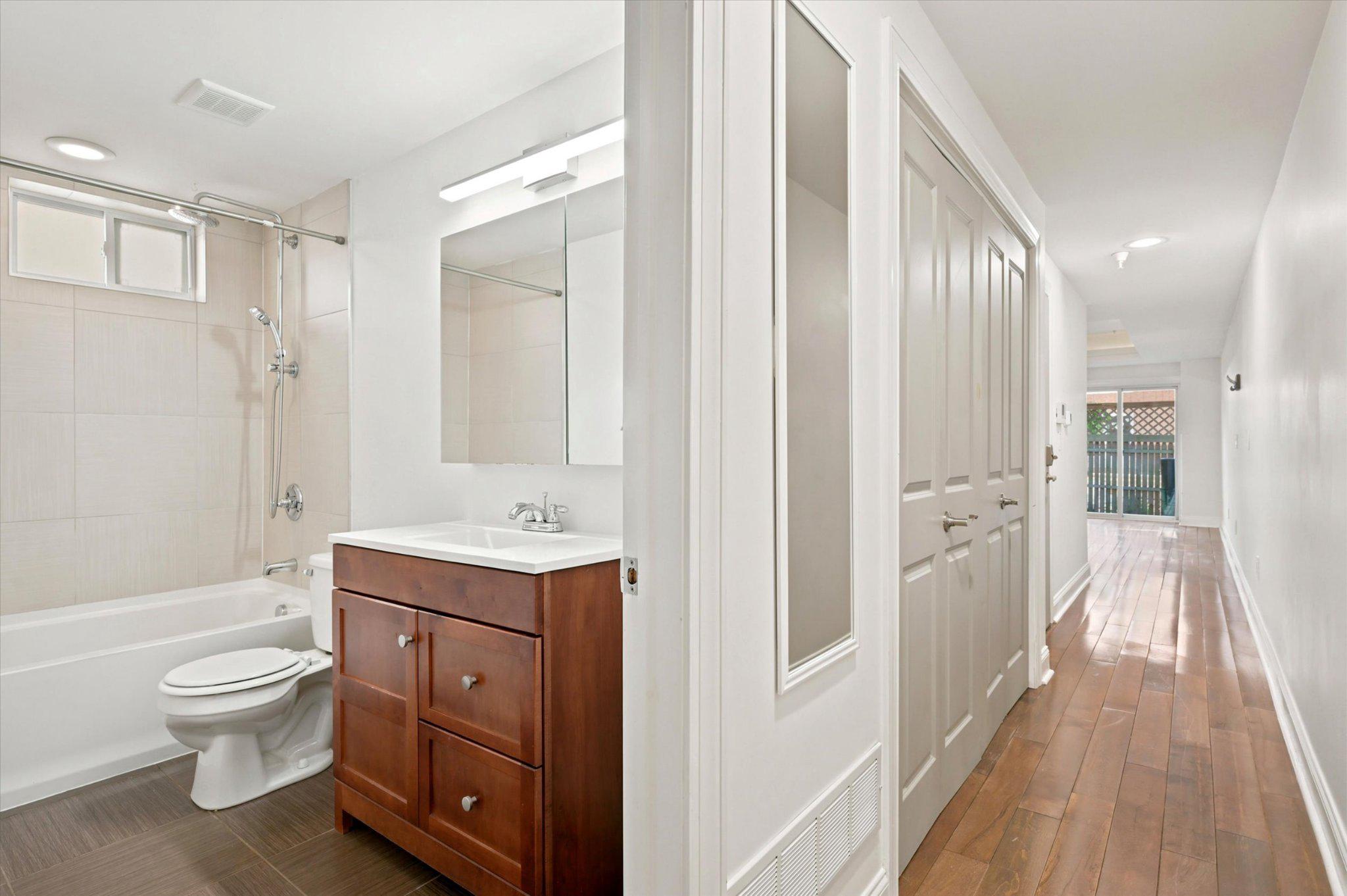 1022 Fairmount Ave #2 Property Photo 14
