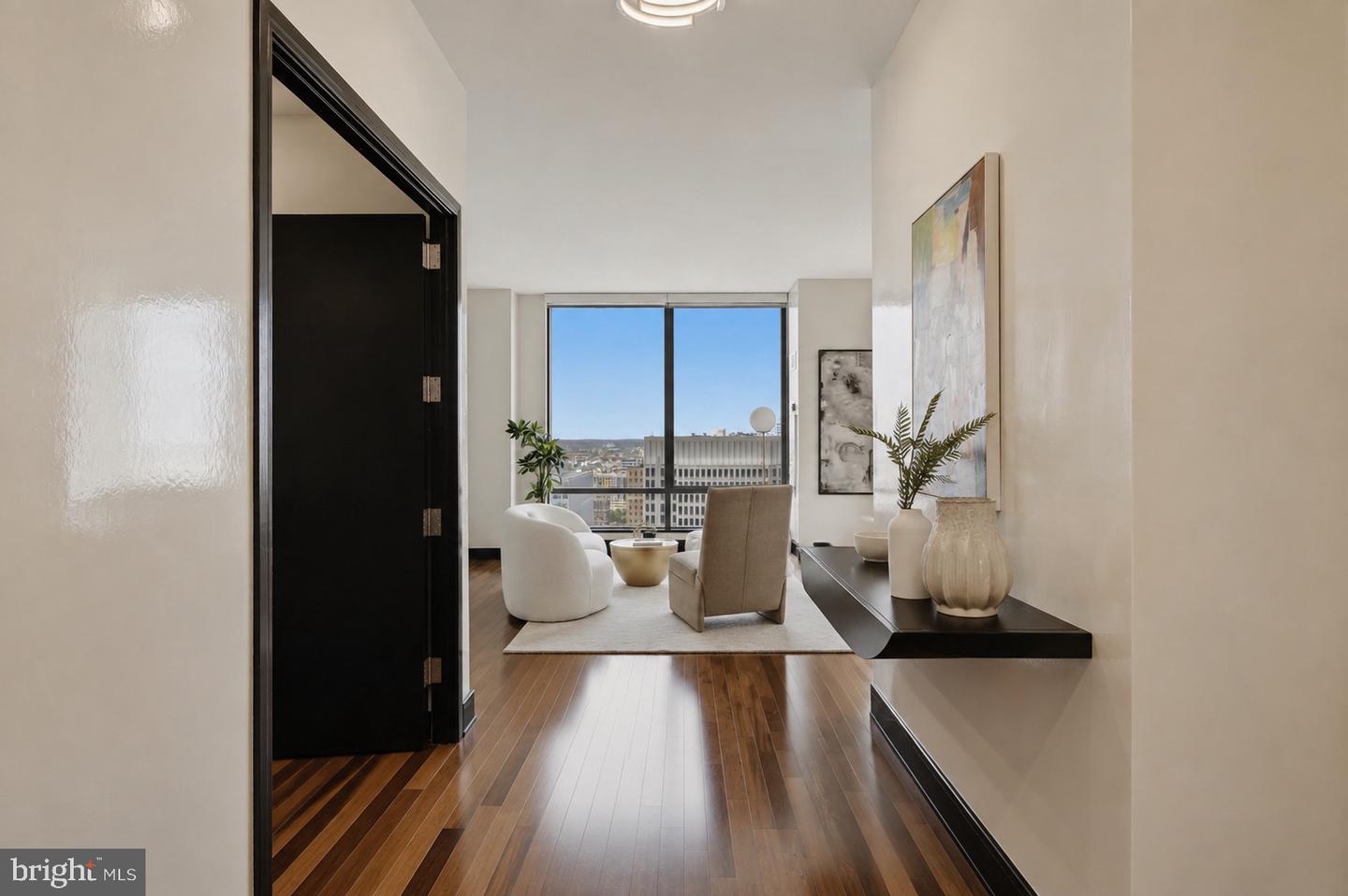 1414 S Penn Sq #27cde Property Photo 3