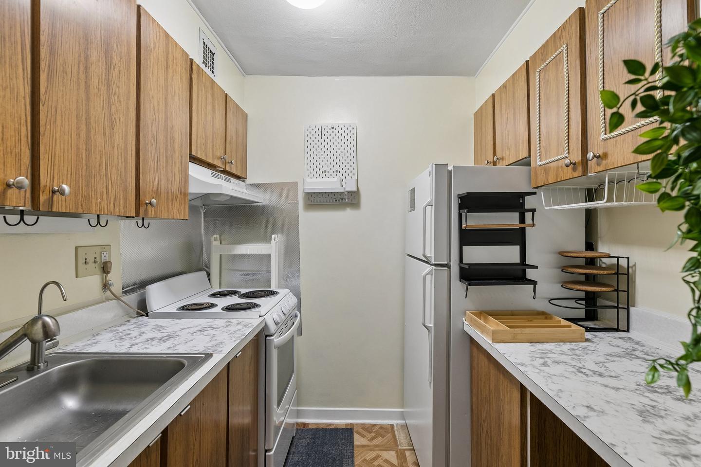 226 W Rittenhouse Sq #1702 Property Photo 4