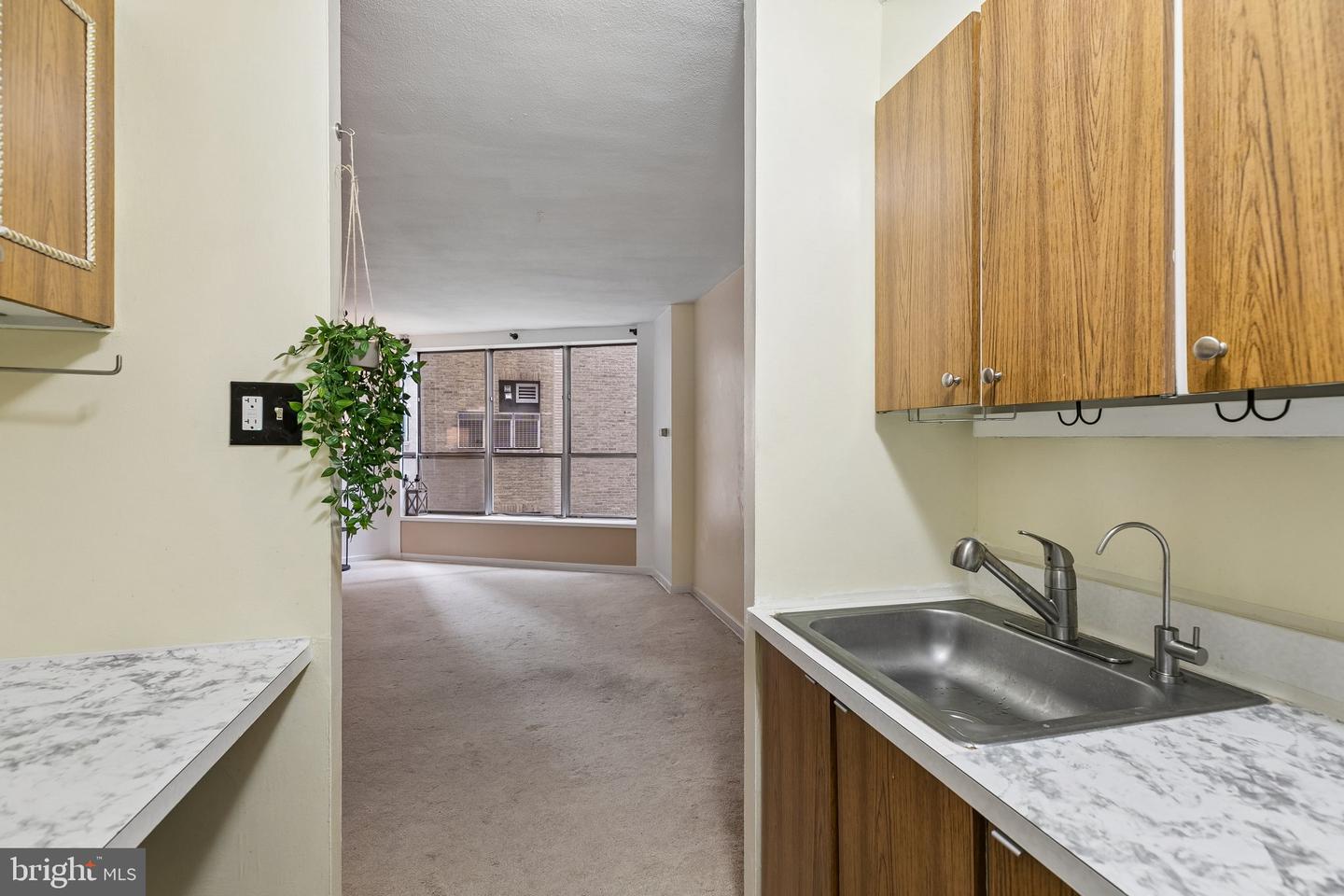 226 W Rittenhouse Sq #1702 Property Photo 6