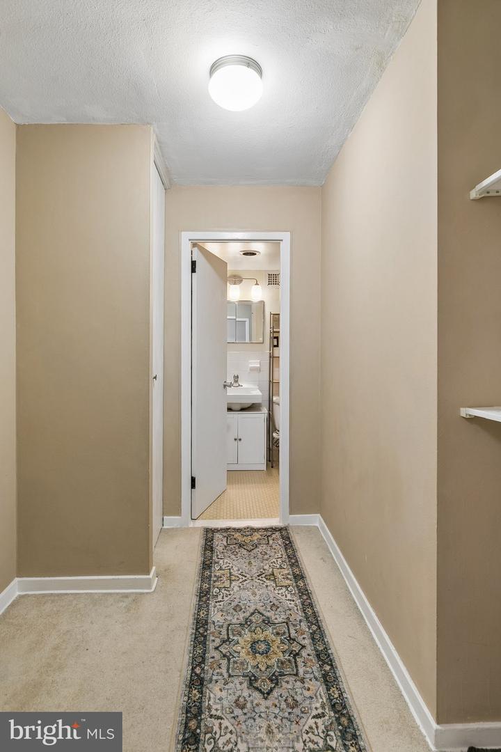 226 W Rittenhouse Sq #1702 Property Photo 9