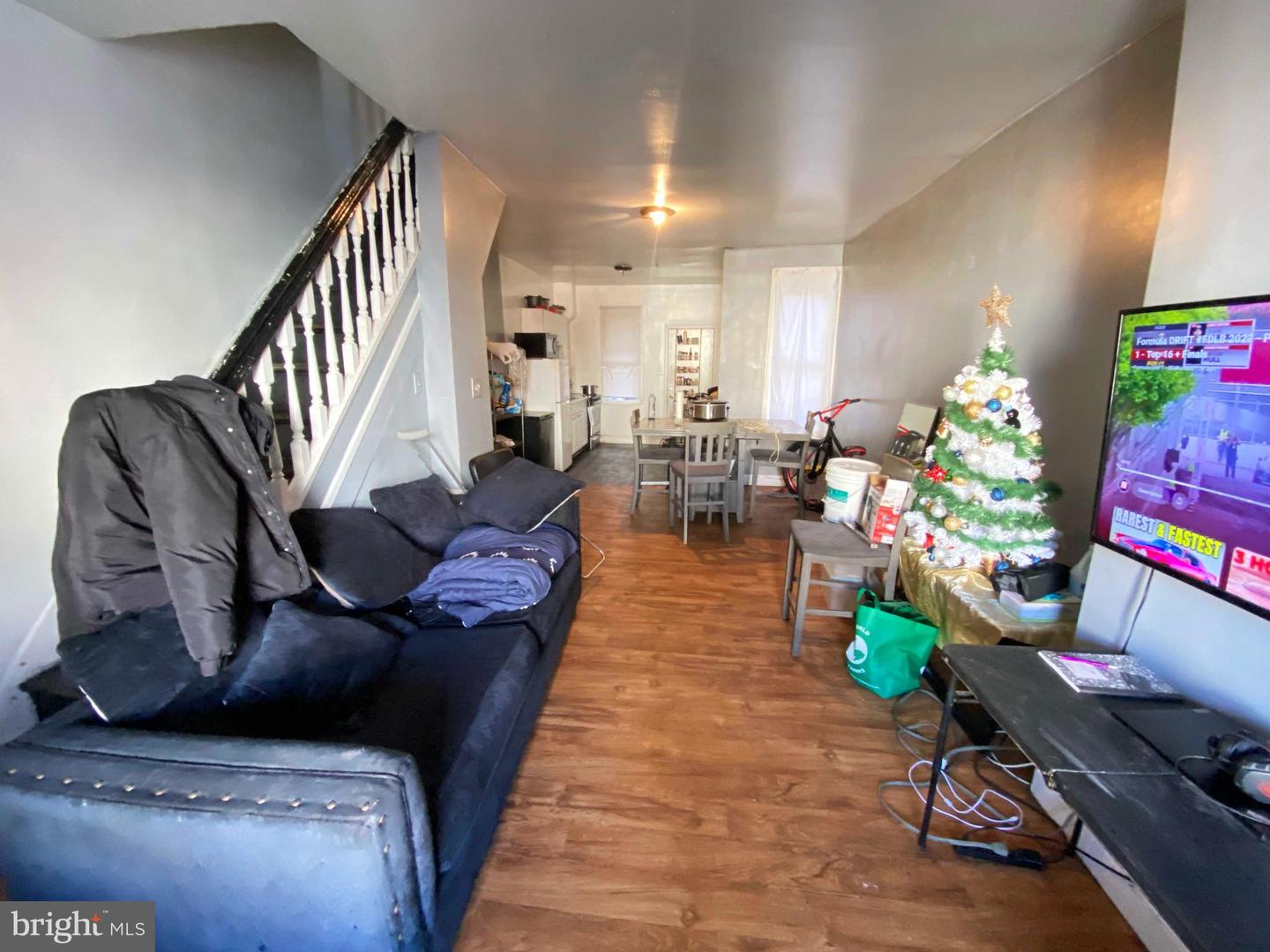 5508 Jane St Property Photo 9
