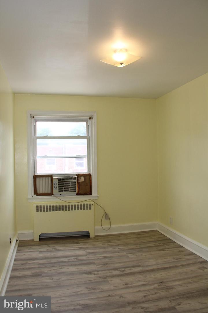 4983 Whitaker Ave Property Photo 14