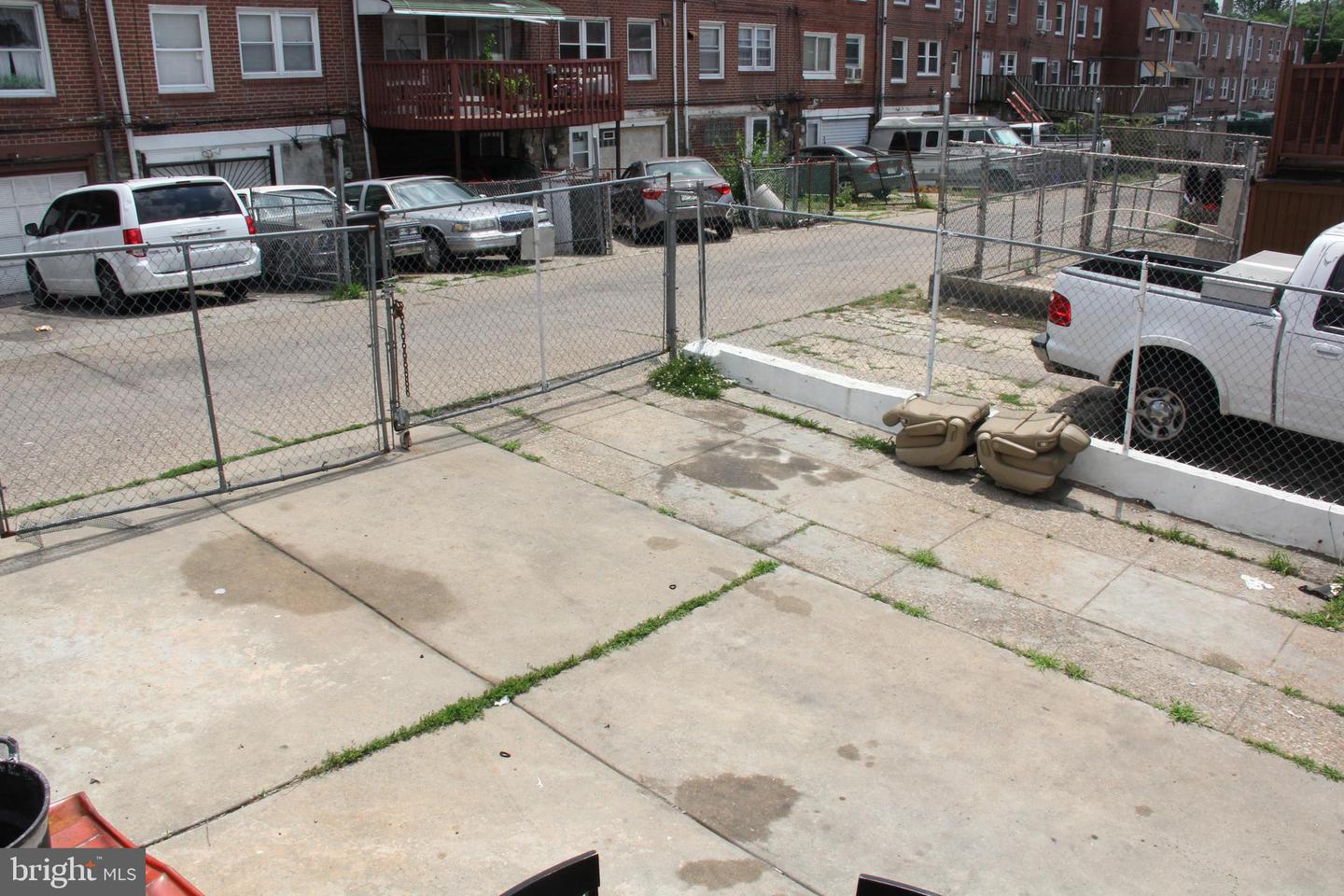 4983 Whitaker Ave Property Photo 25
