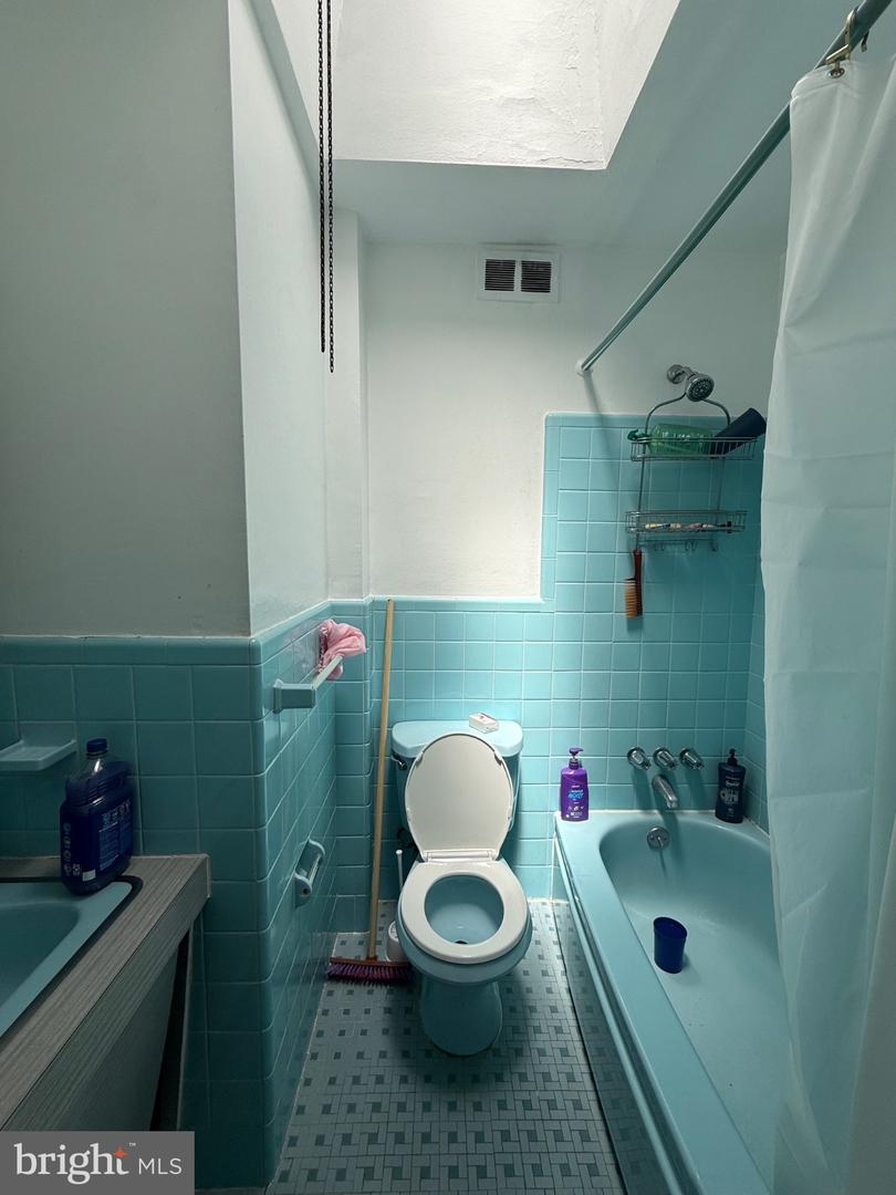 1733 Megargee Property Photo 19