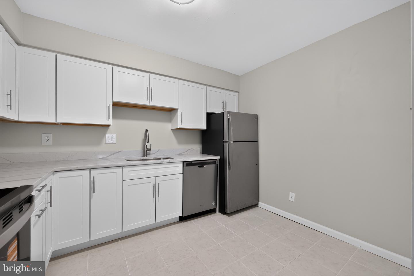 4000 Gypsy Ln #618f2 Property Photo 5