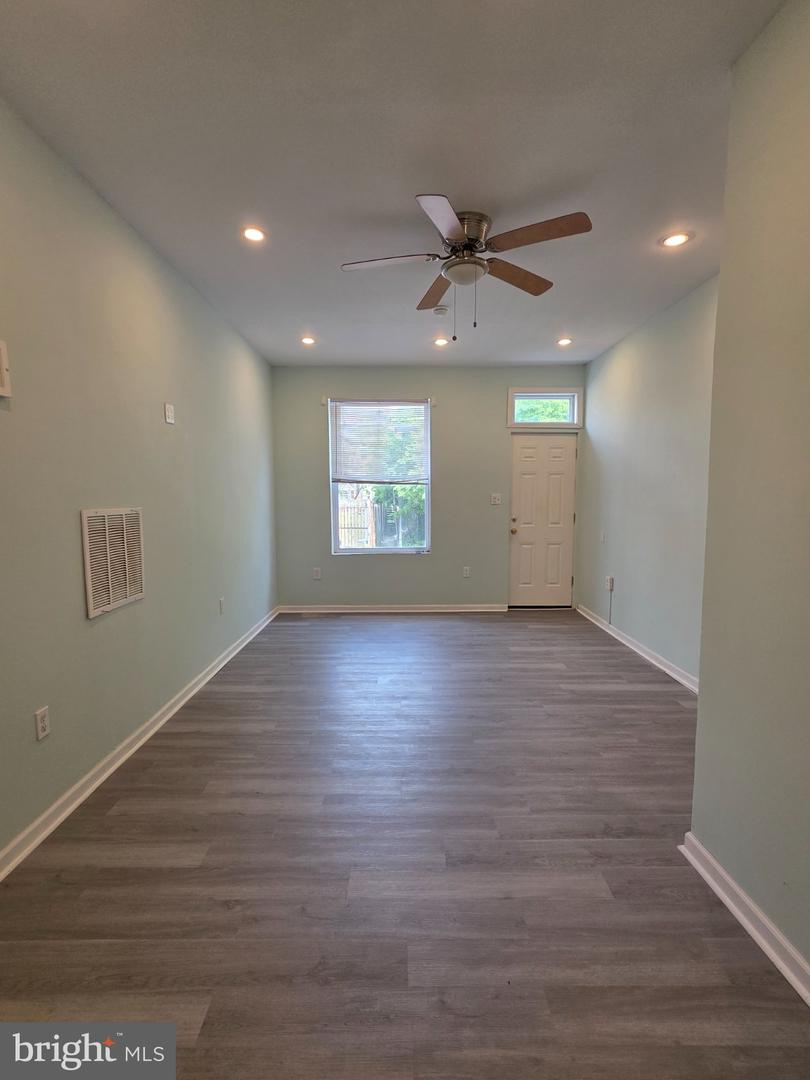 1864 Uber St Property Photo 2