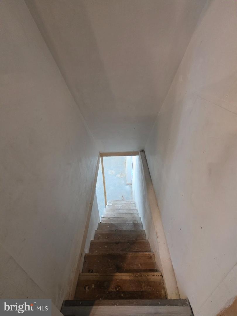 1864 Uber St Property Photo 10