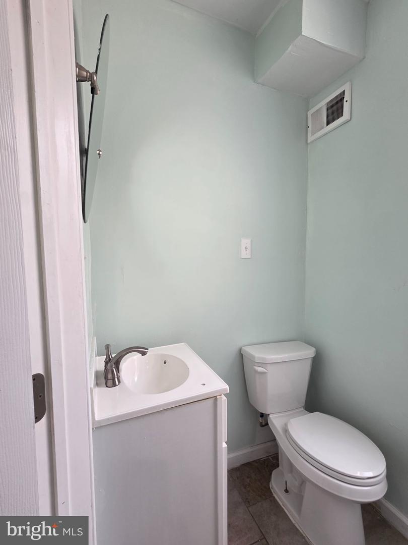 1864 Uber St Property Photo 21