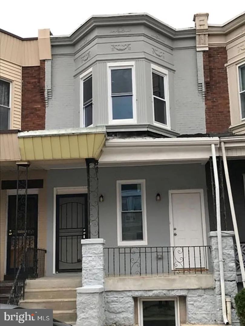 228 S Edgewood St Property Photo 1