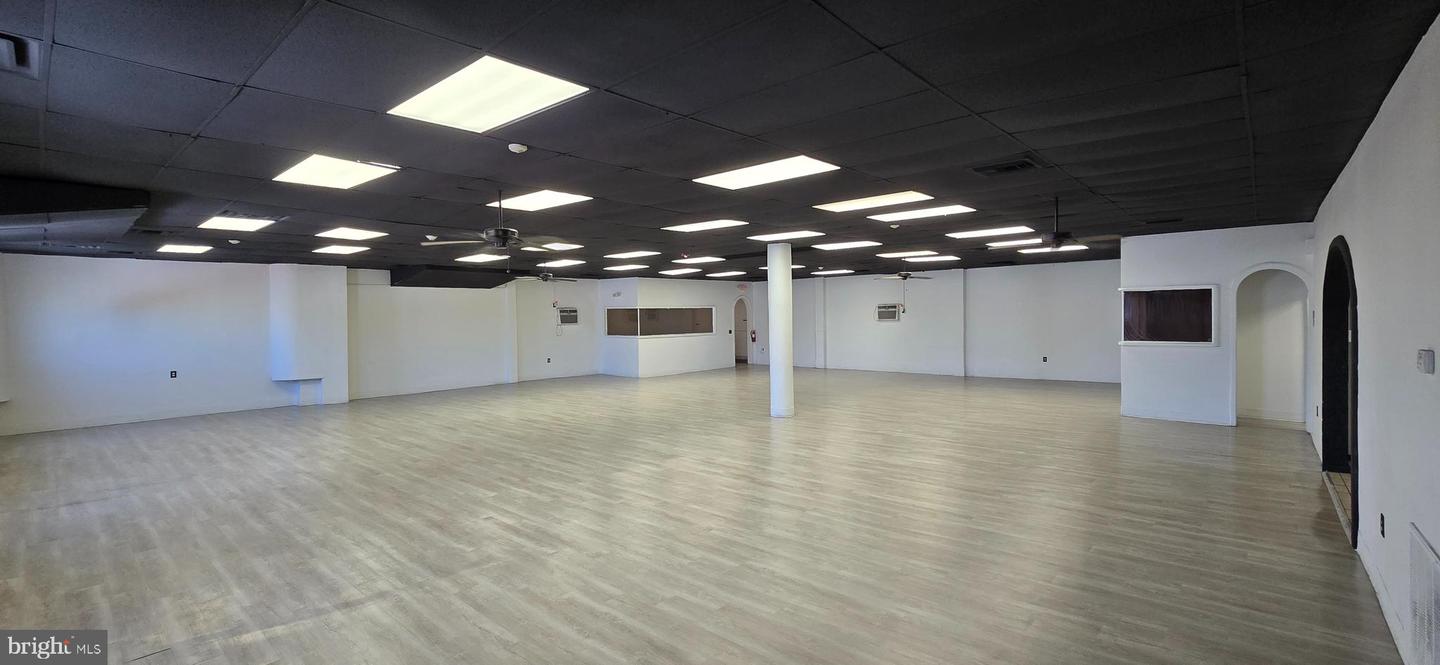 510-16 W PIKE ST #2ND FLOOR Property Photo 1