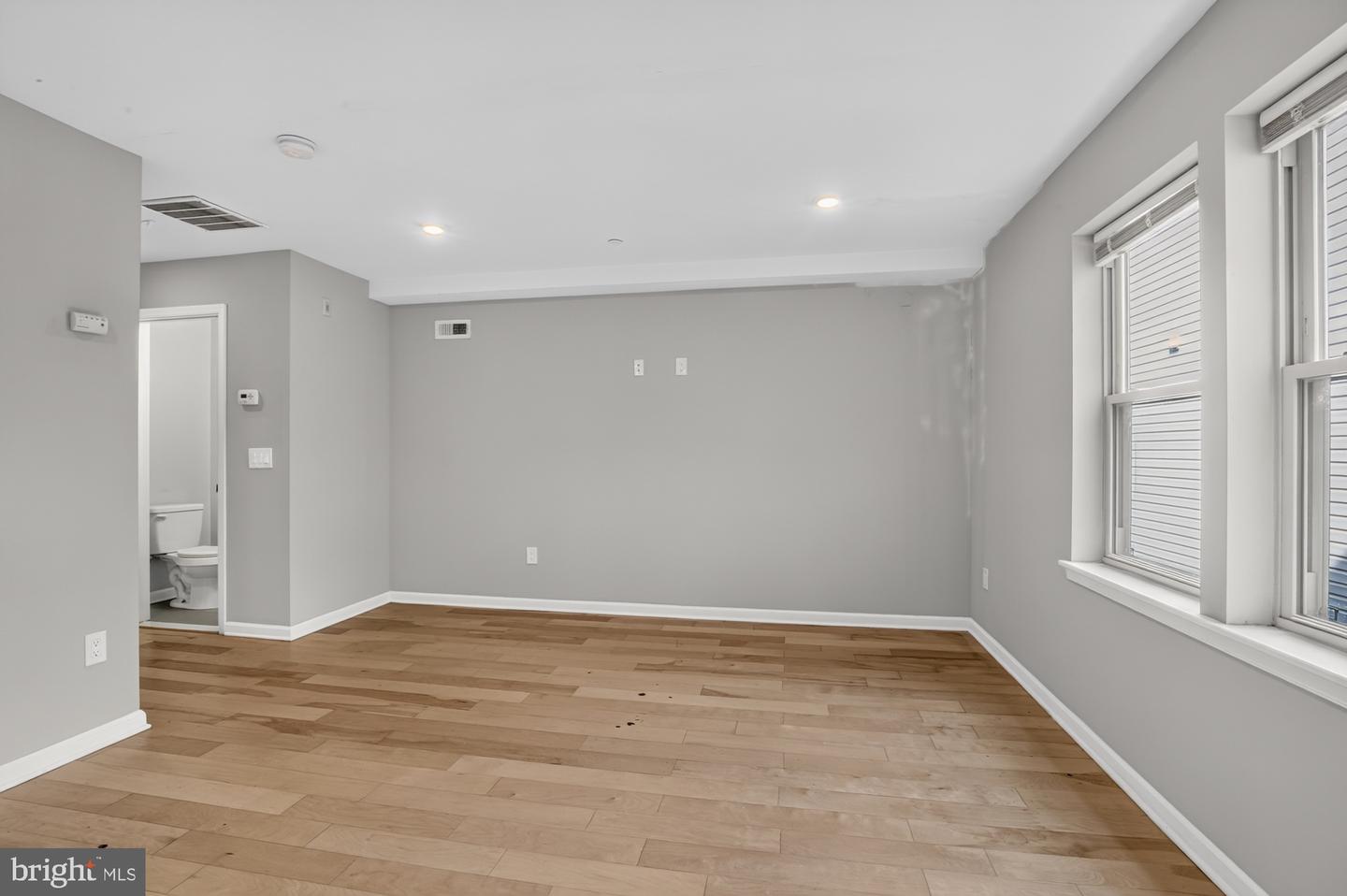 1431 Poplar St #d Property Photo 15