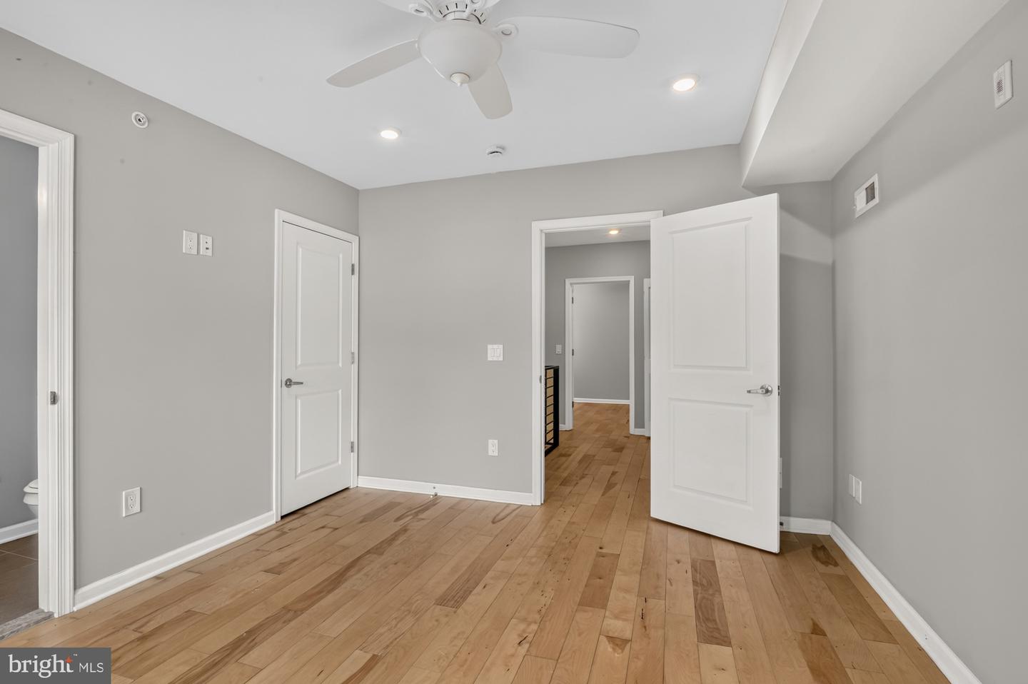1431 Poplar St #d Property Photo 23
