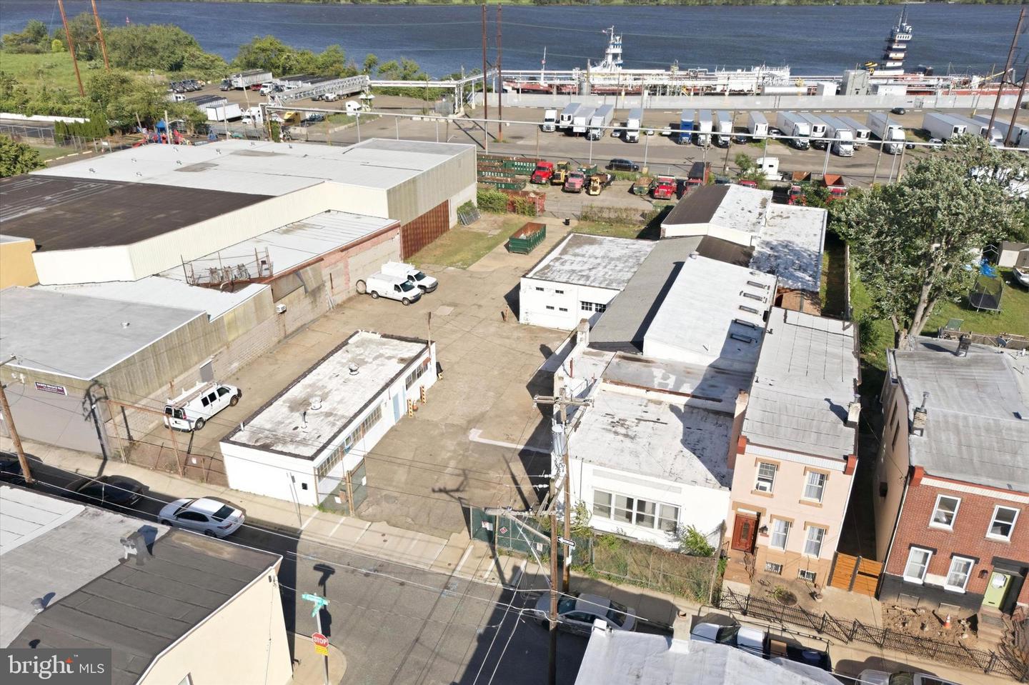 4821 Garden St Property Photo 2