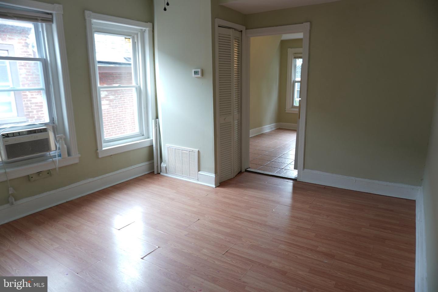 444 W Bringhurst St #3 Property Photo 5