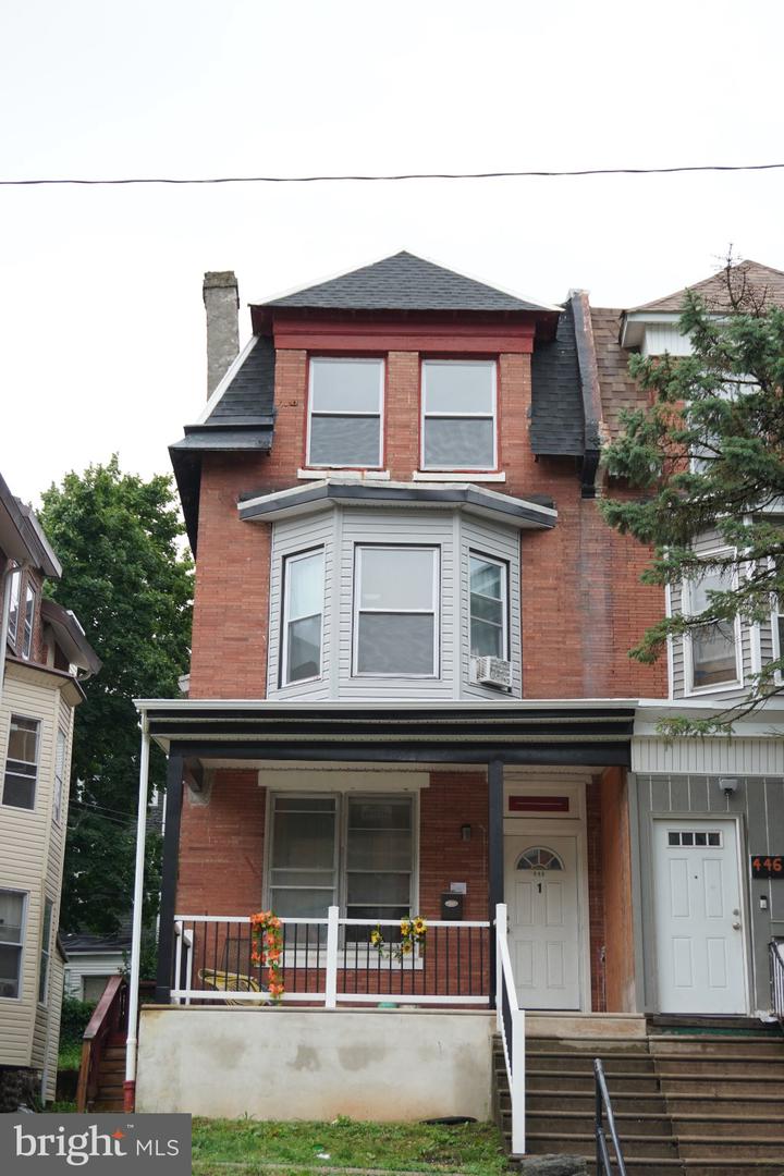 444 W Bringhurst St #3 Property Photo 9