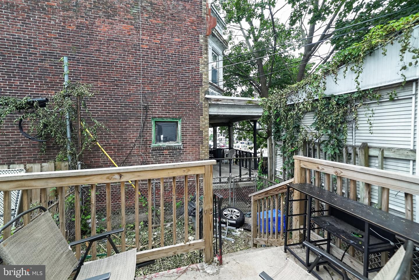 918 W Rockland St Property Photo 5