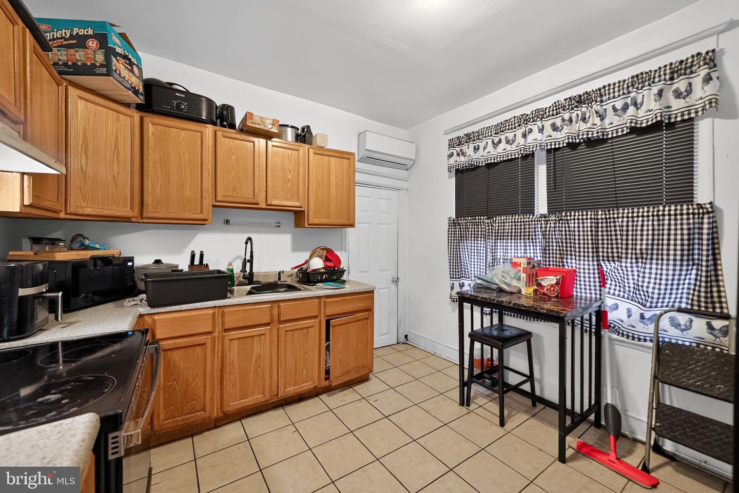 918 W Rockland St Property Photo 14