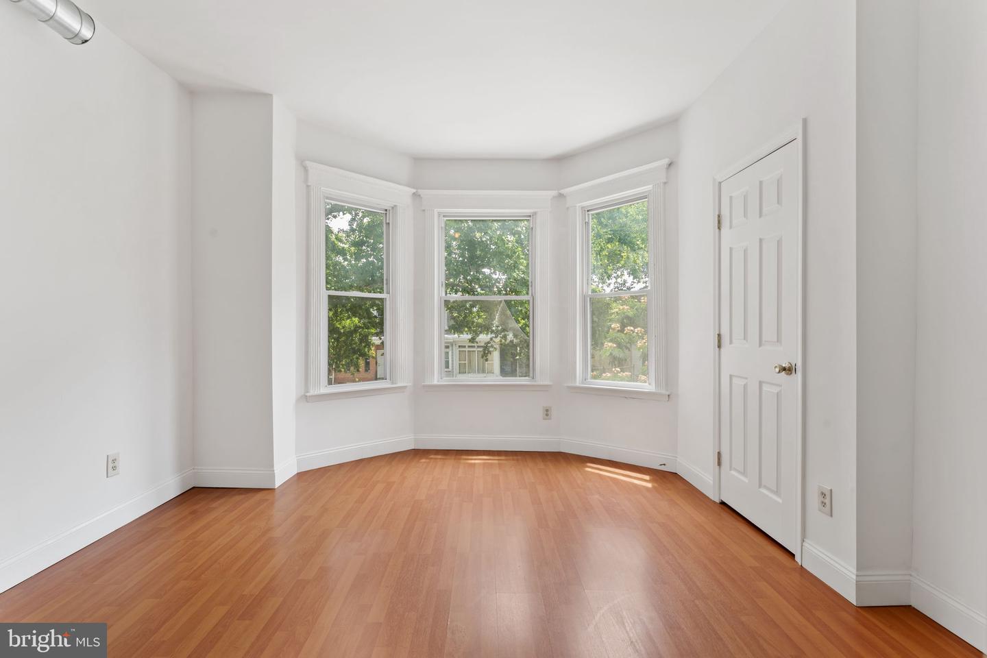 5241-00 Walnut St Property Photo 10