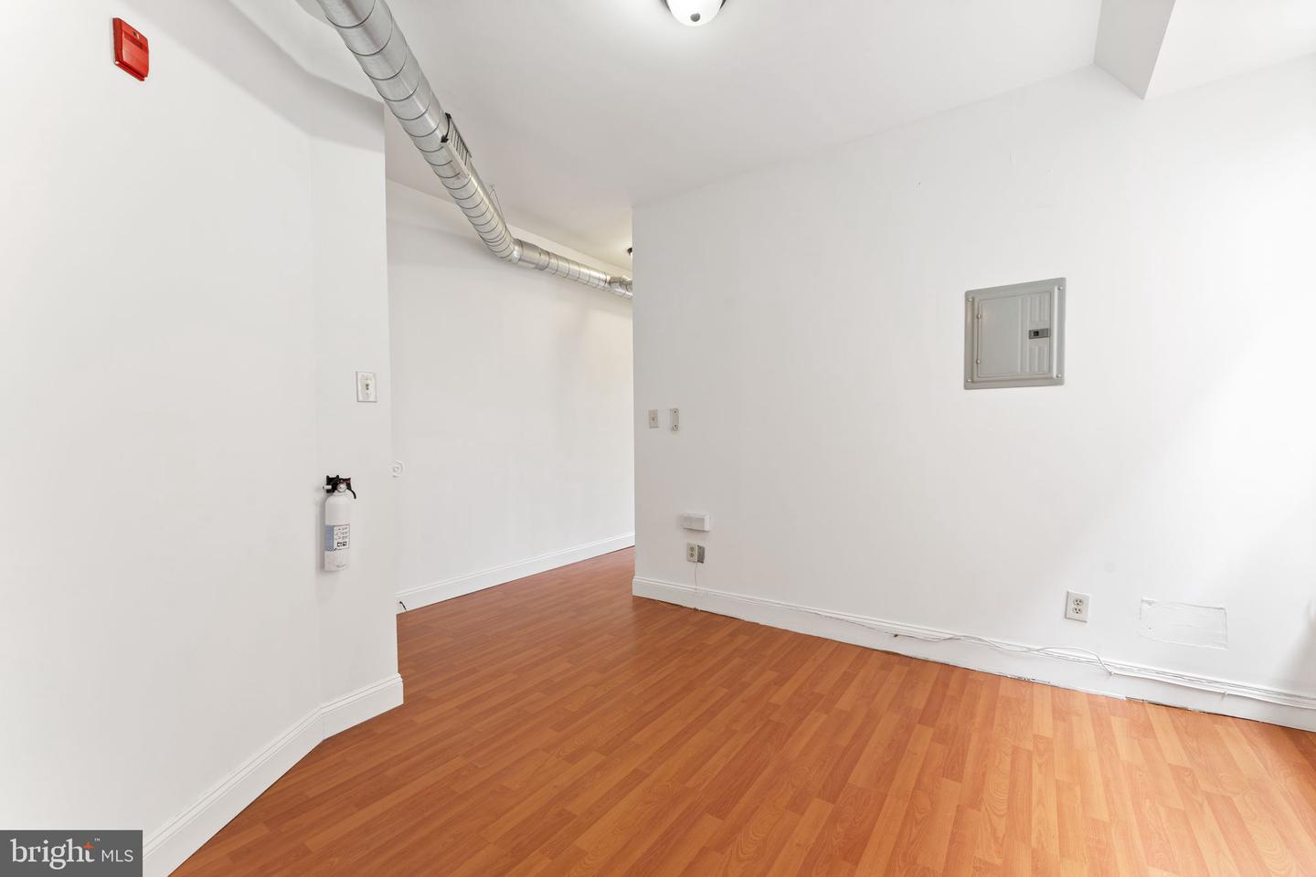 5241-00 Walnut St Property Photo 12