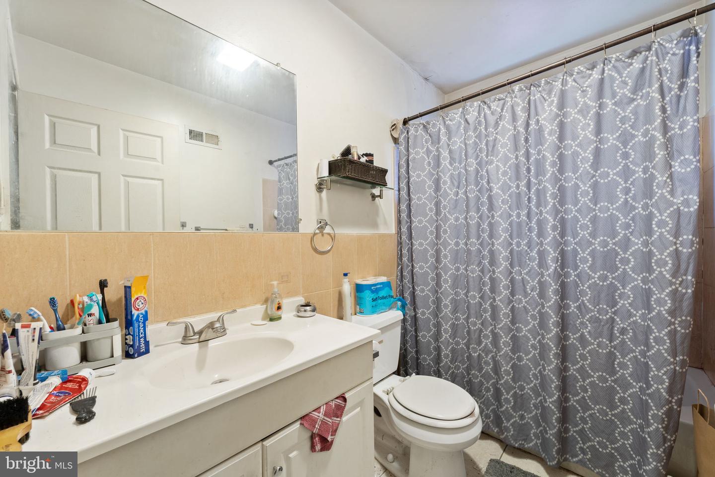 5241-00 Walnut St Property Photo 21