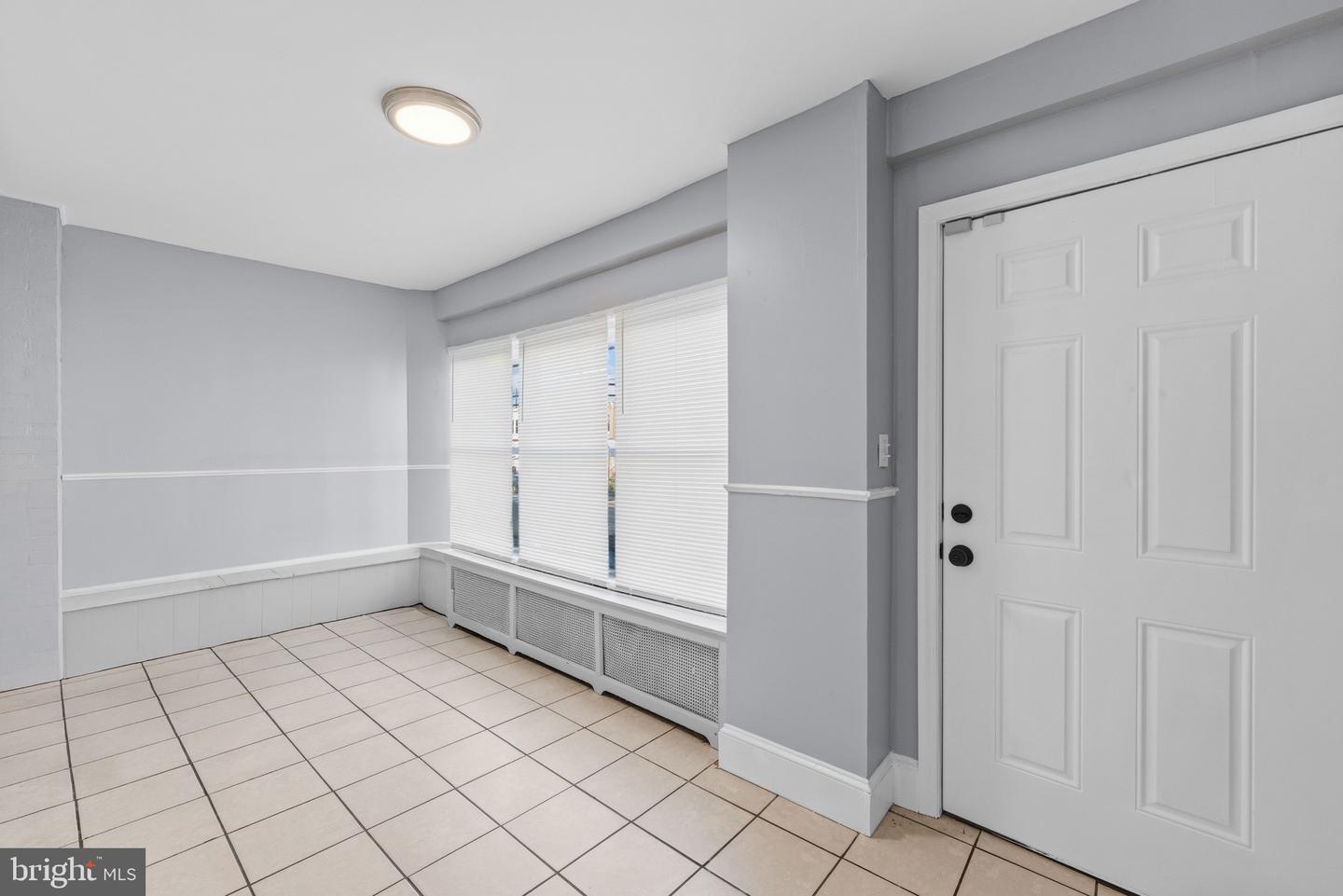 6745 Paschall Ave Property Photo 3