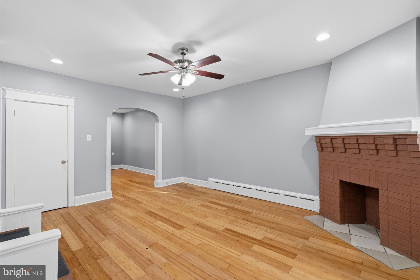 6745 Paschall Ave Property Photo 9