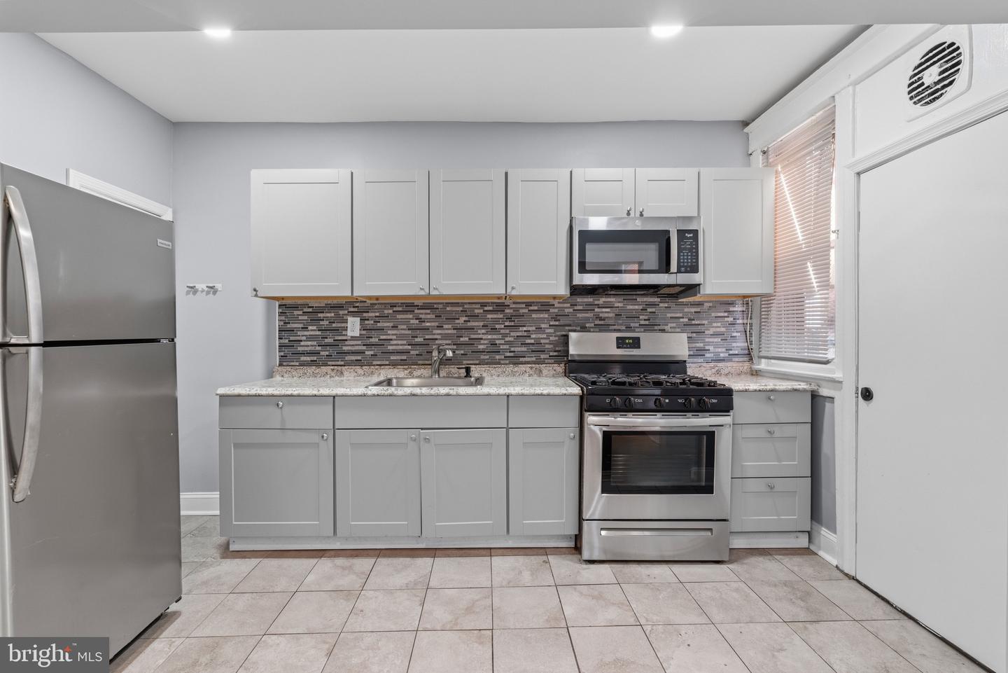6745 Paschall Ave Property Photo 18