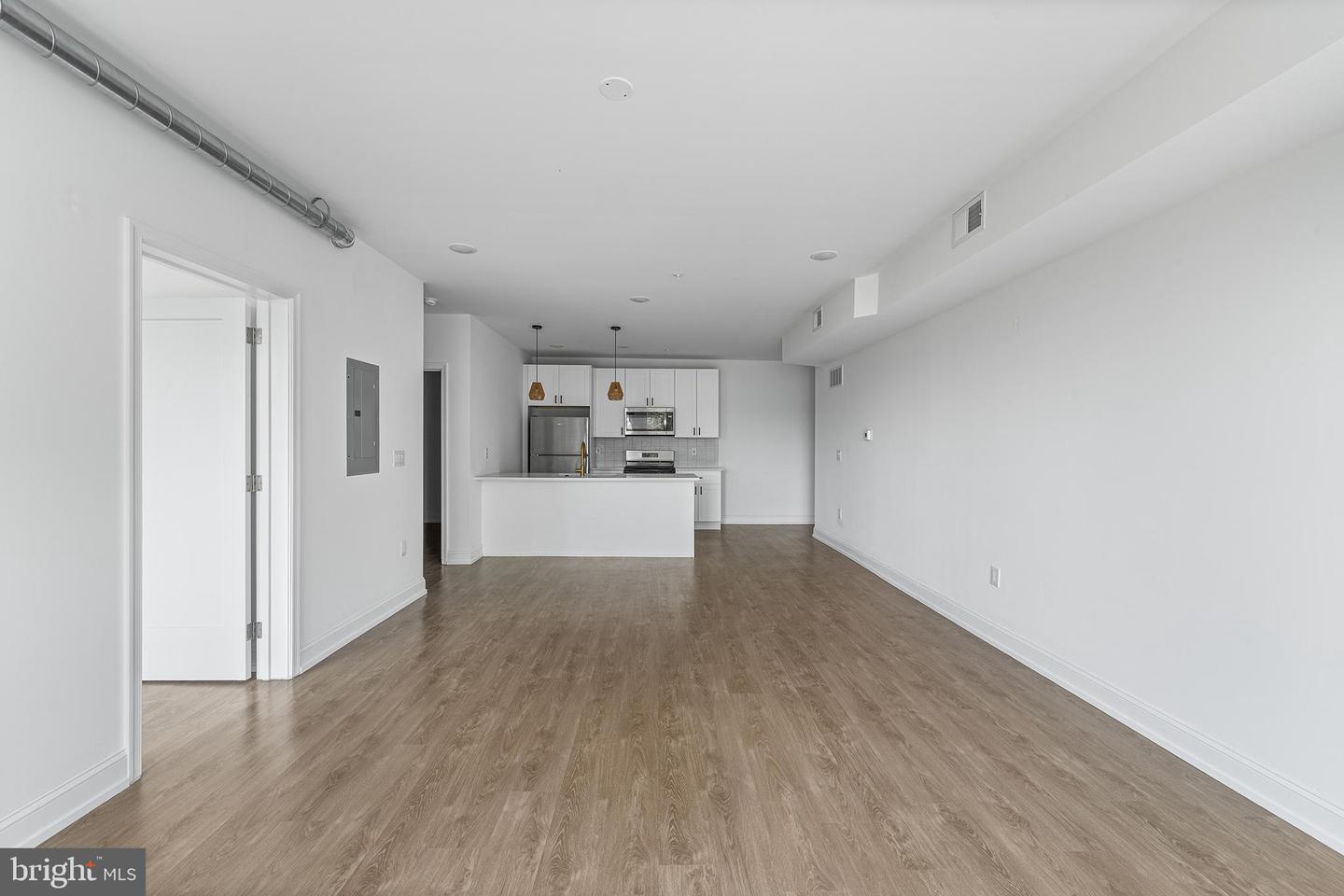 1614 Ridge Ave #307 Property Photo 6