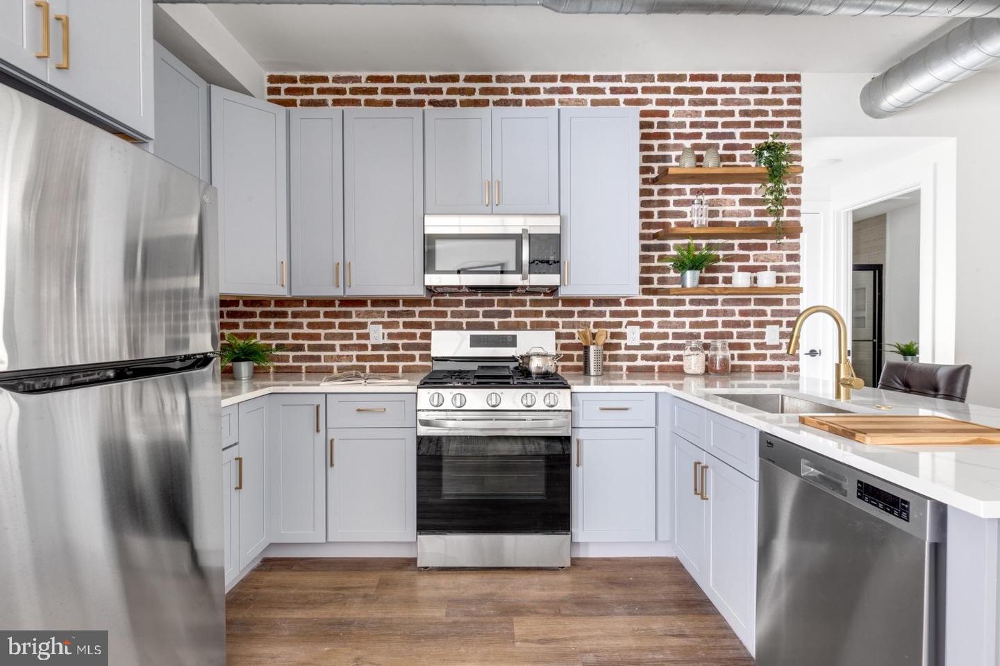 2401 Frankford Ave #3d Property Photo 10