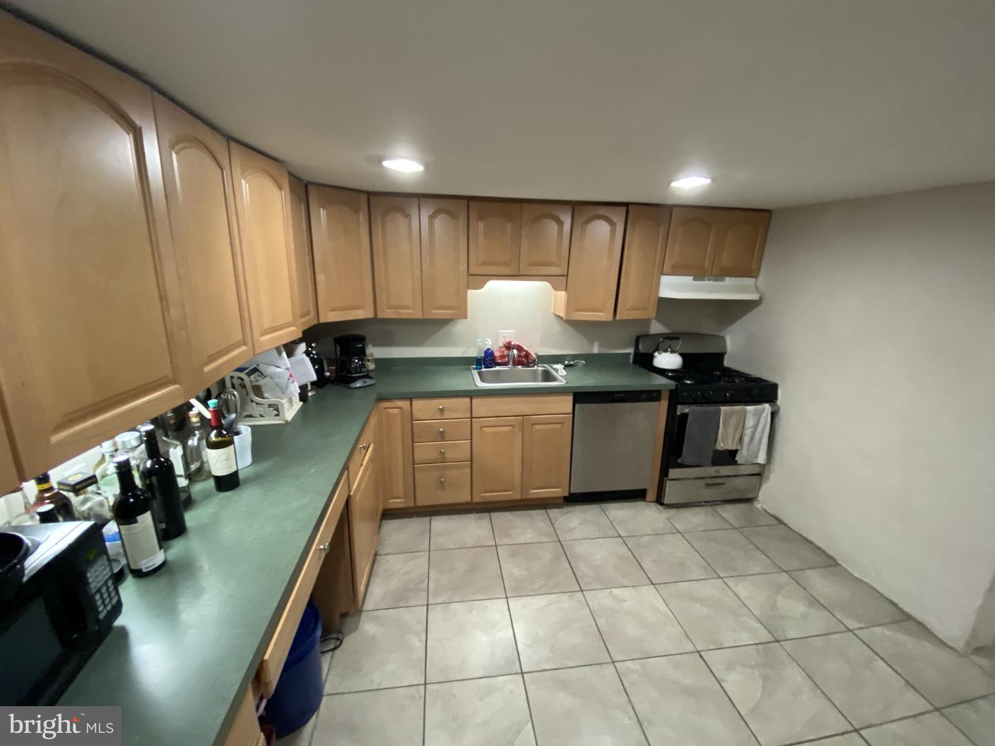2029 Spruce St Property Photo 3