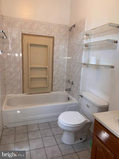 2201 N Woodstock St Property Photo 23
