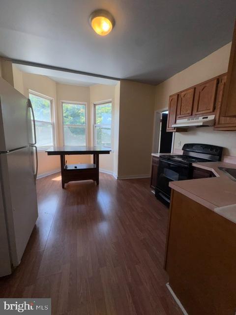 2201 N Woodstock St Property Photo 17