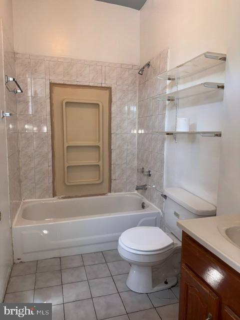2201 N Woodstock St Property Photo 22