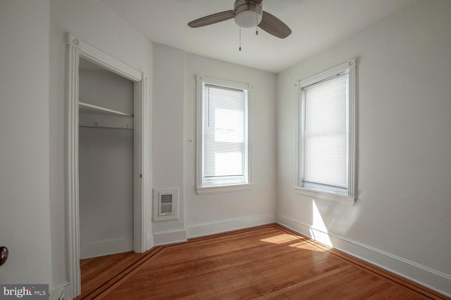 417 Krams Ave Property Photo 19