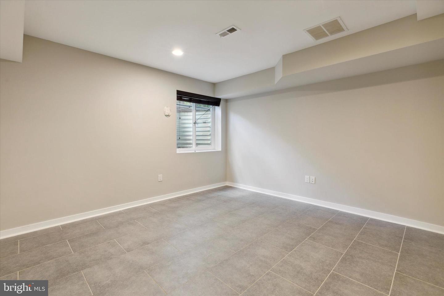 3831 Terrace St #i Property Photo 34