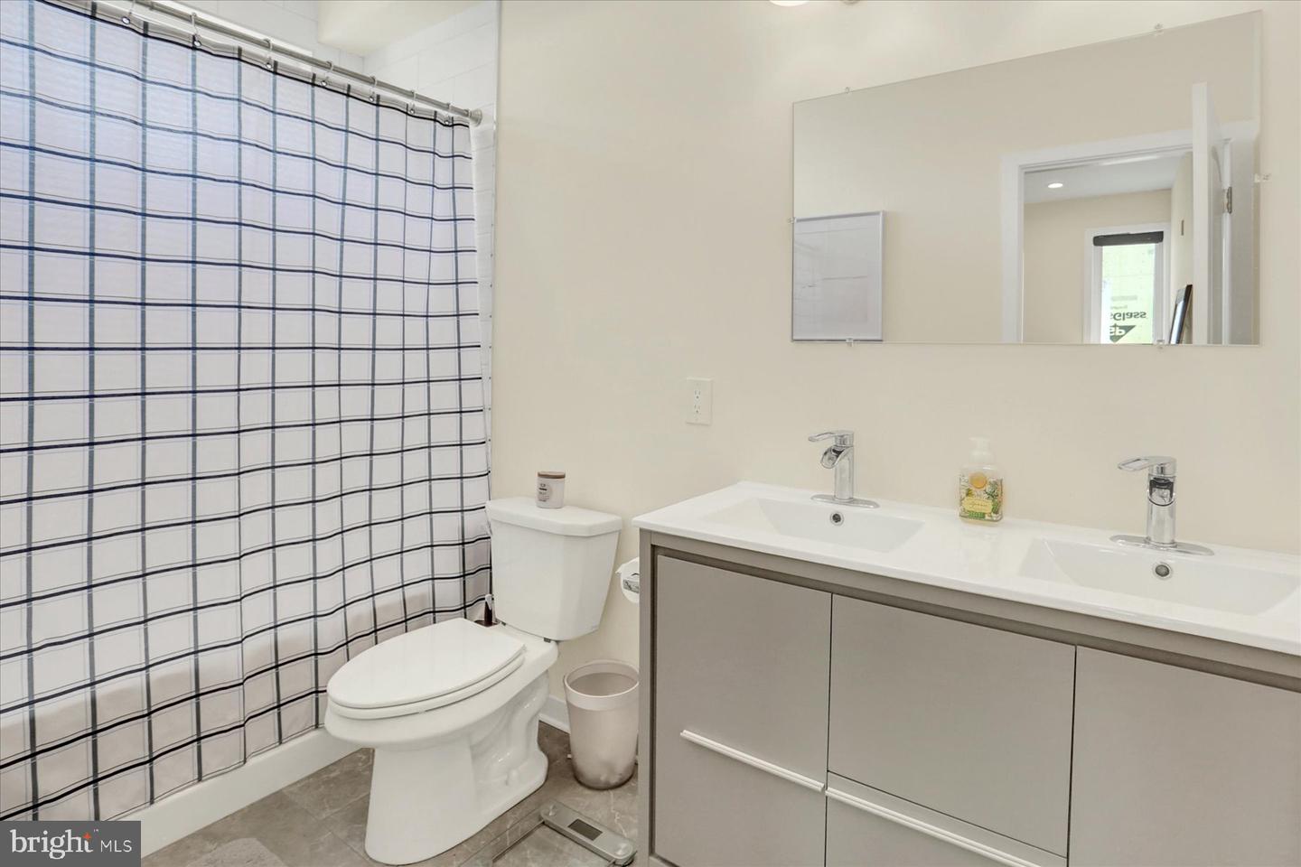 1213 N 15th St #unit C Property Photo 23