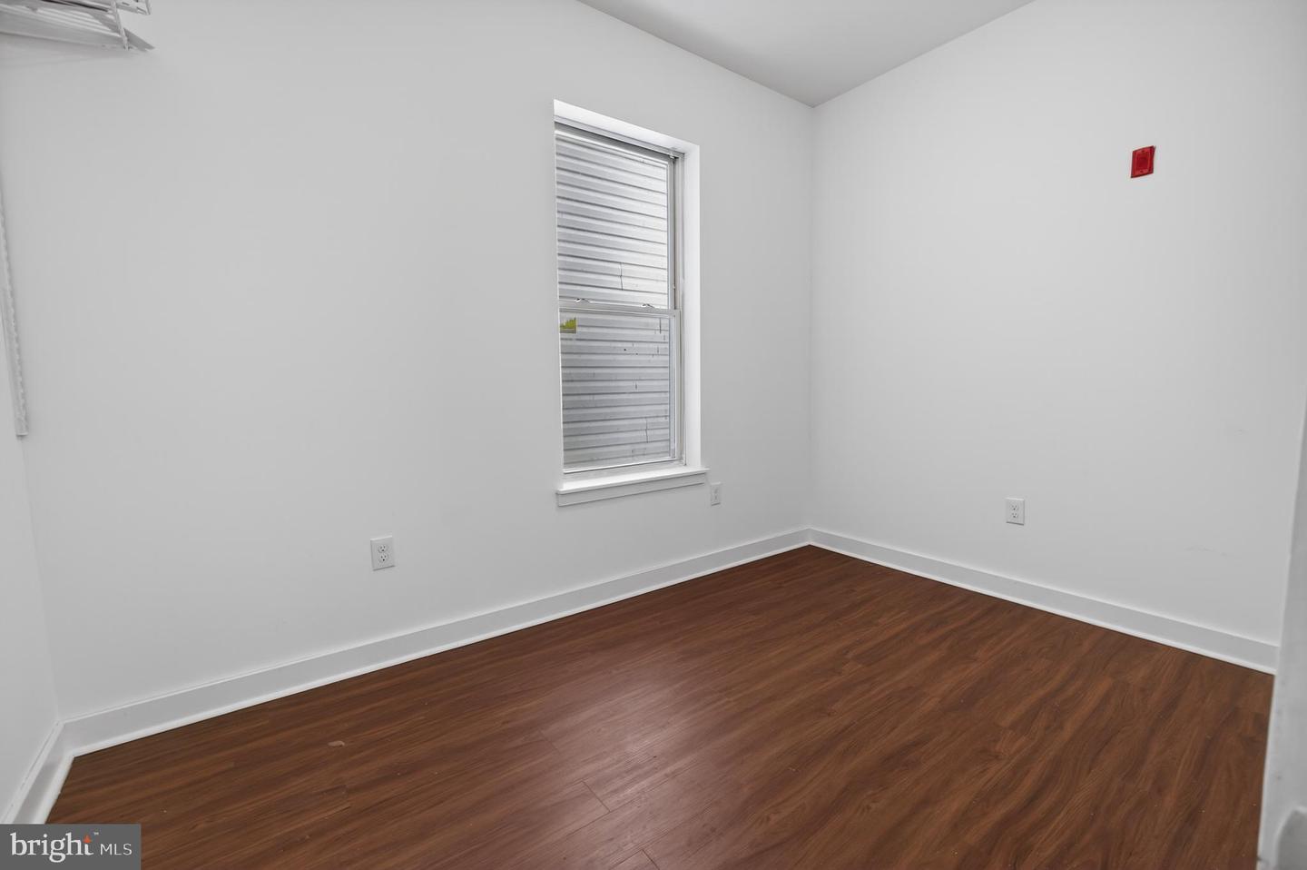 6028 Market St #2 Property Photo 7