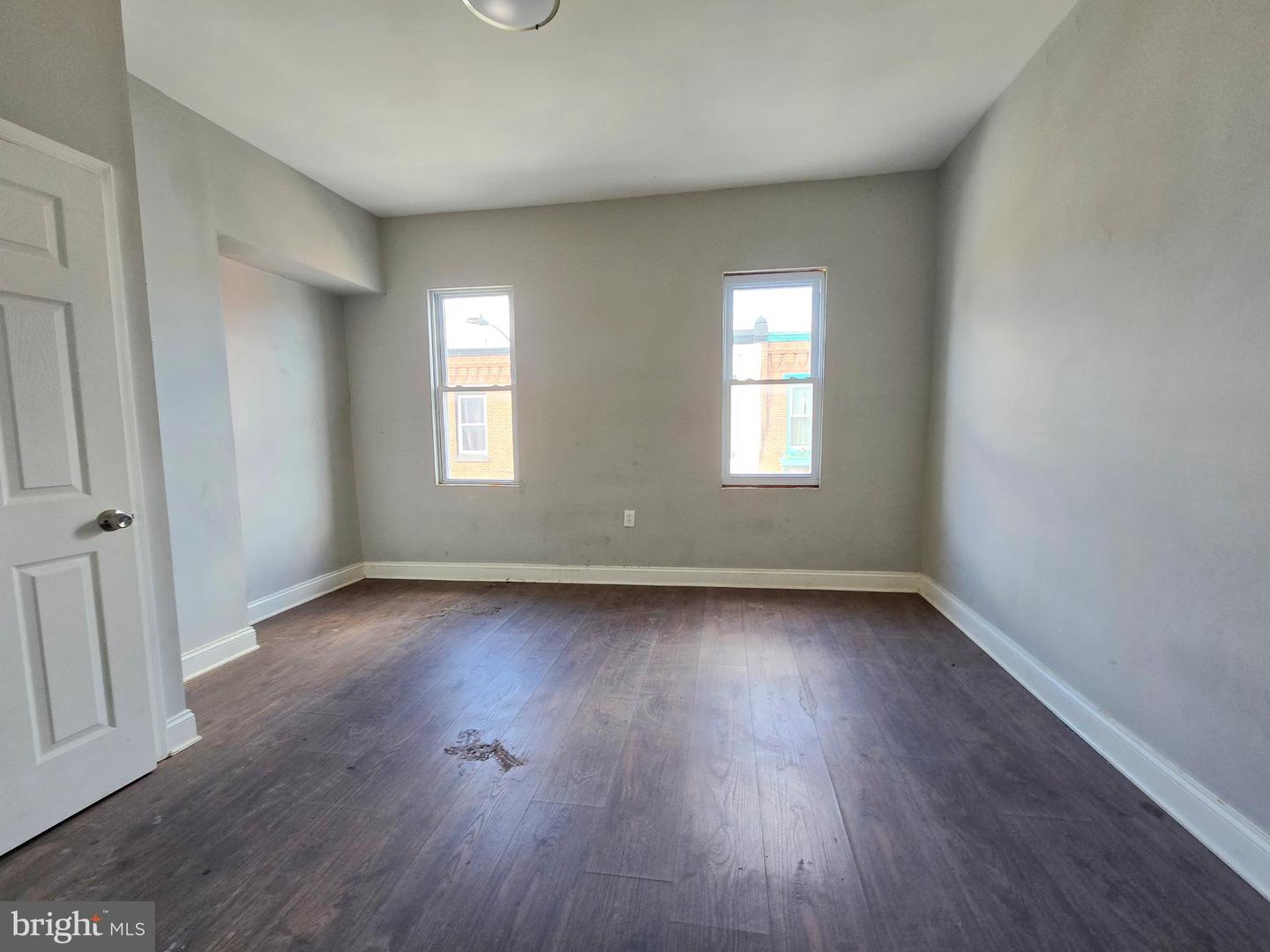1721 N Lecount St Property Photo 11