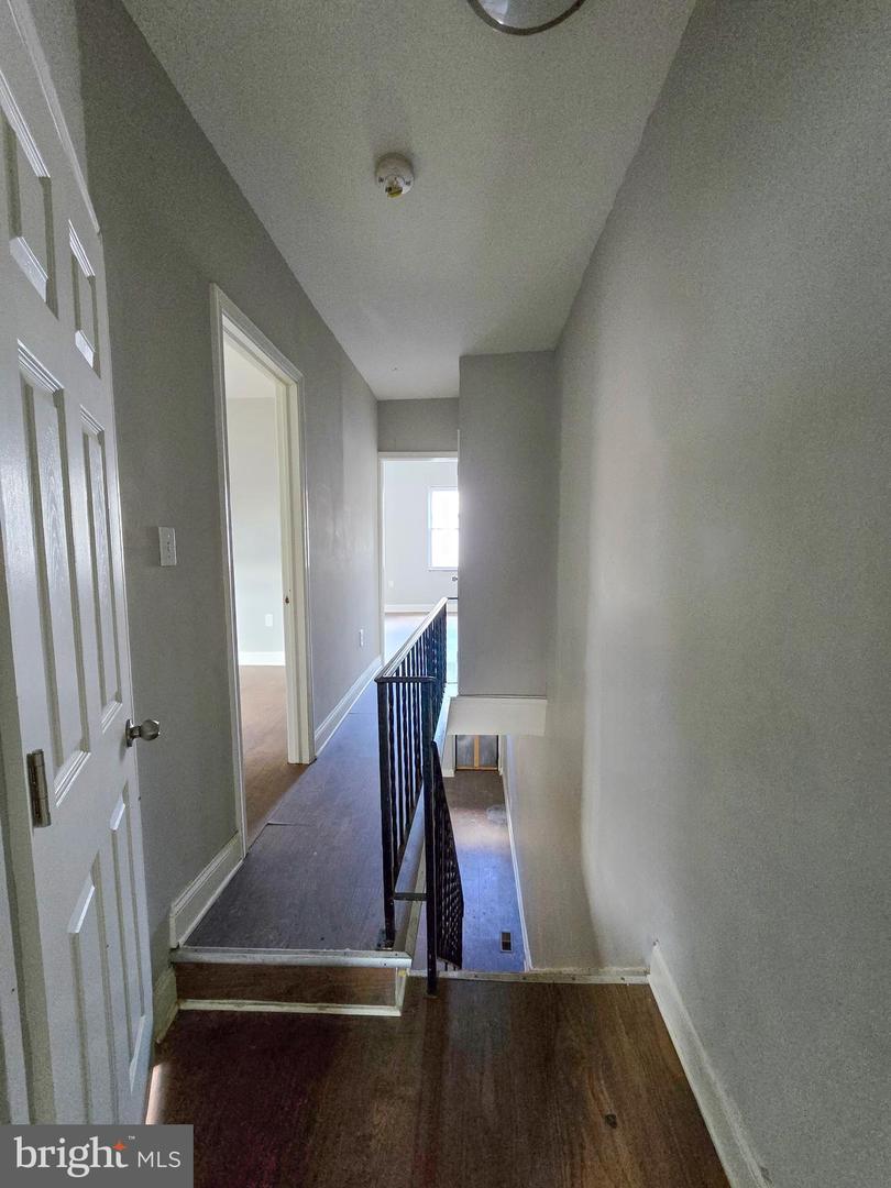 1721 N Lecount St Property Photo 13