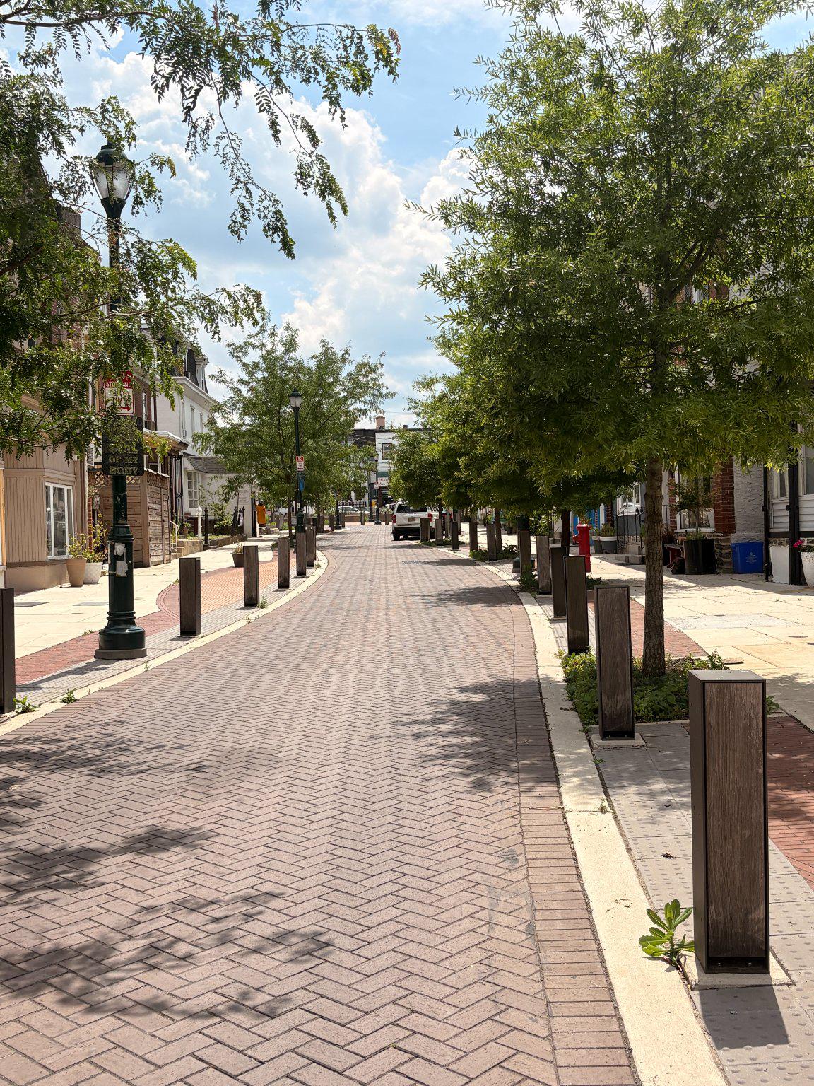 33 W Maplewood Mall Property Photo 2