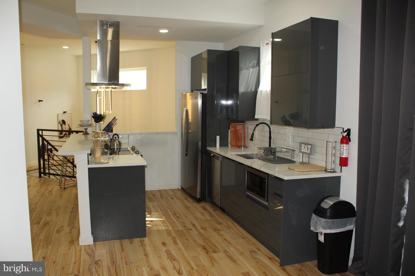 3017 Ridge #a Property Photo 12