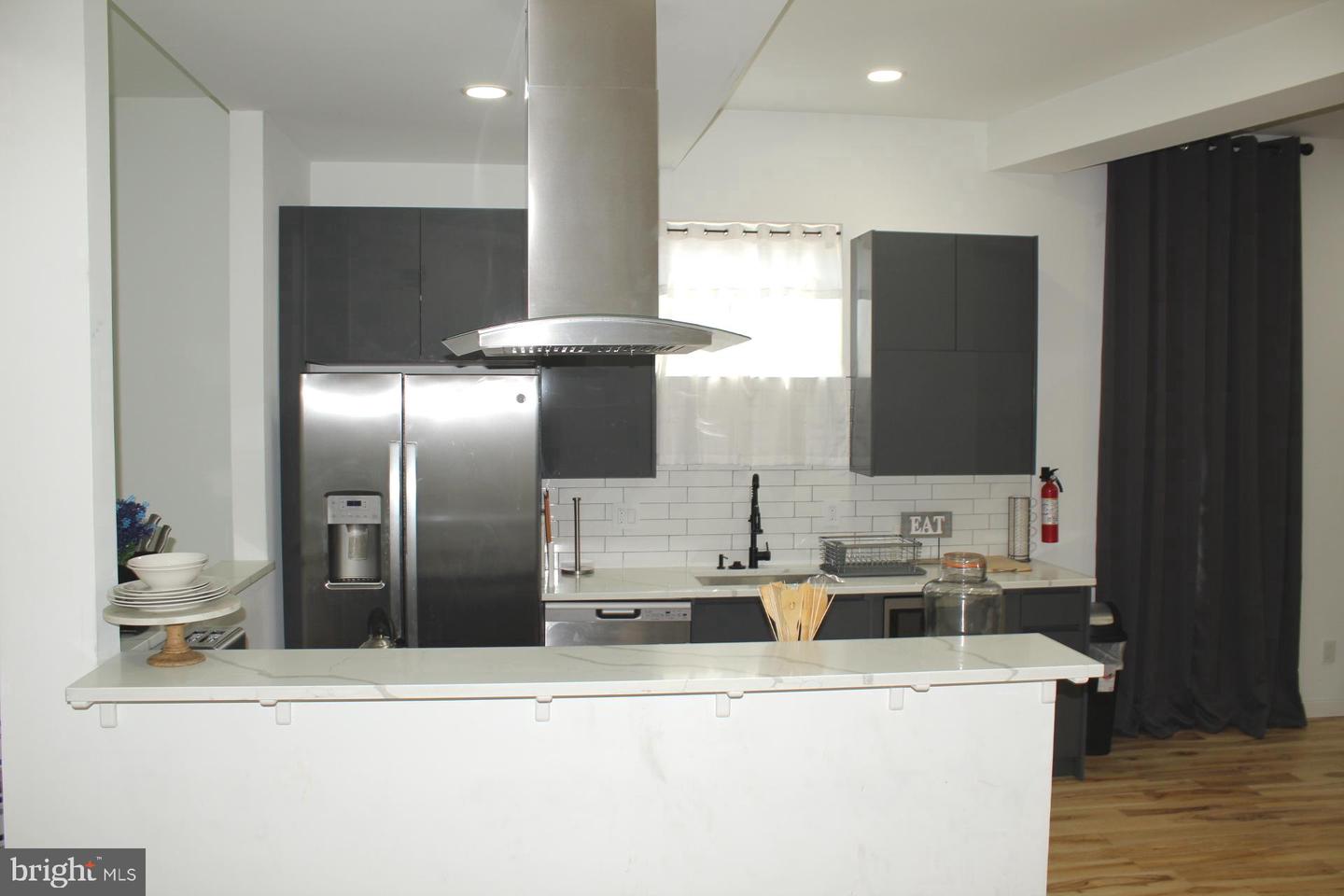 3017 Ridge #a Property Photo 14