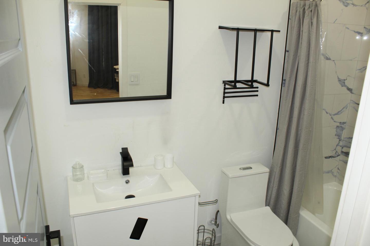 3017 Ridge #a Property Photo 16