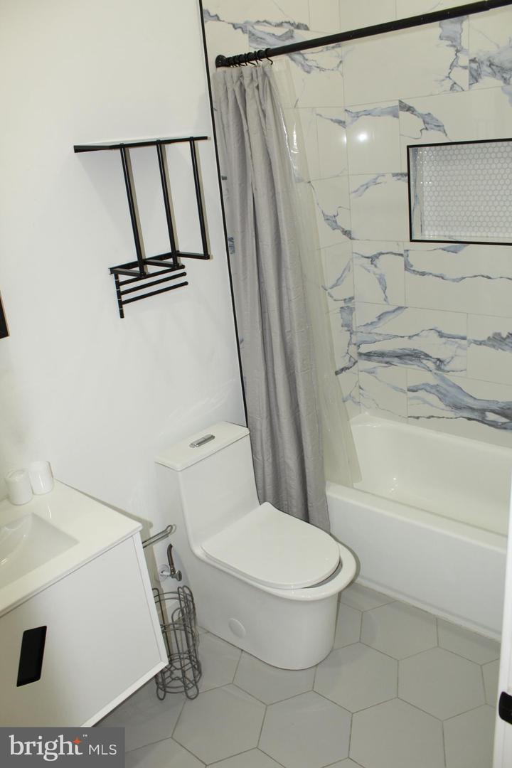3017 Ridge #a Property Photo 18