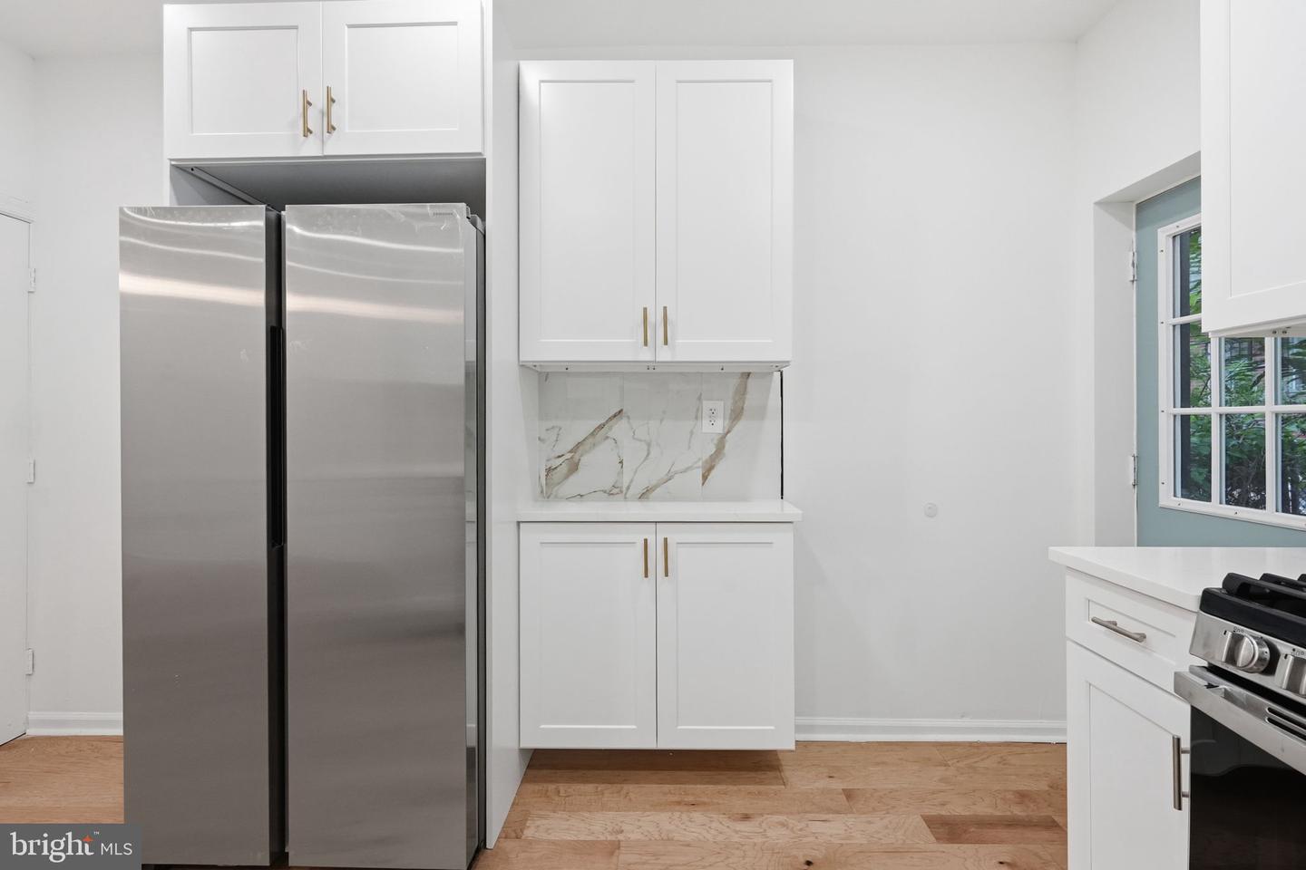 5753 Catharine St Property Photo 15