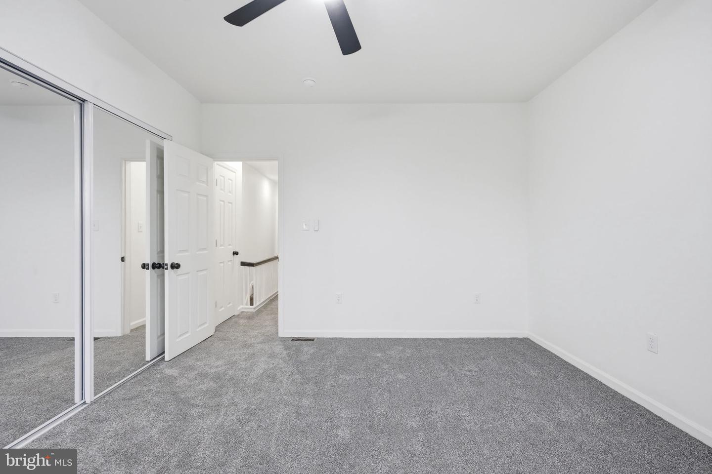 5753 Catharine St Property Photo 29