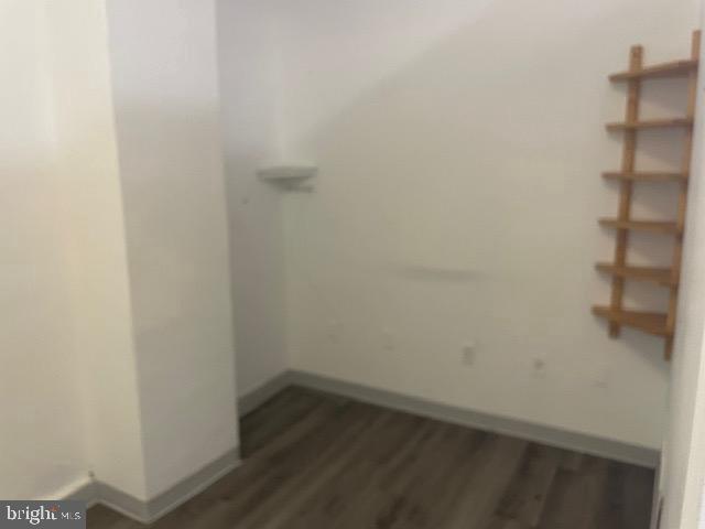 231-33 N 12th St #1st Floor Property Photo 6